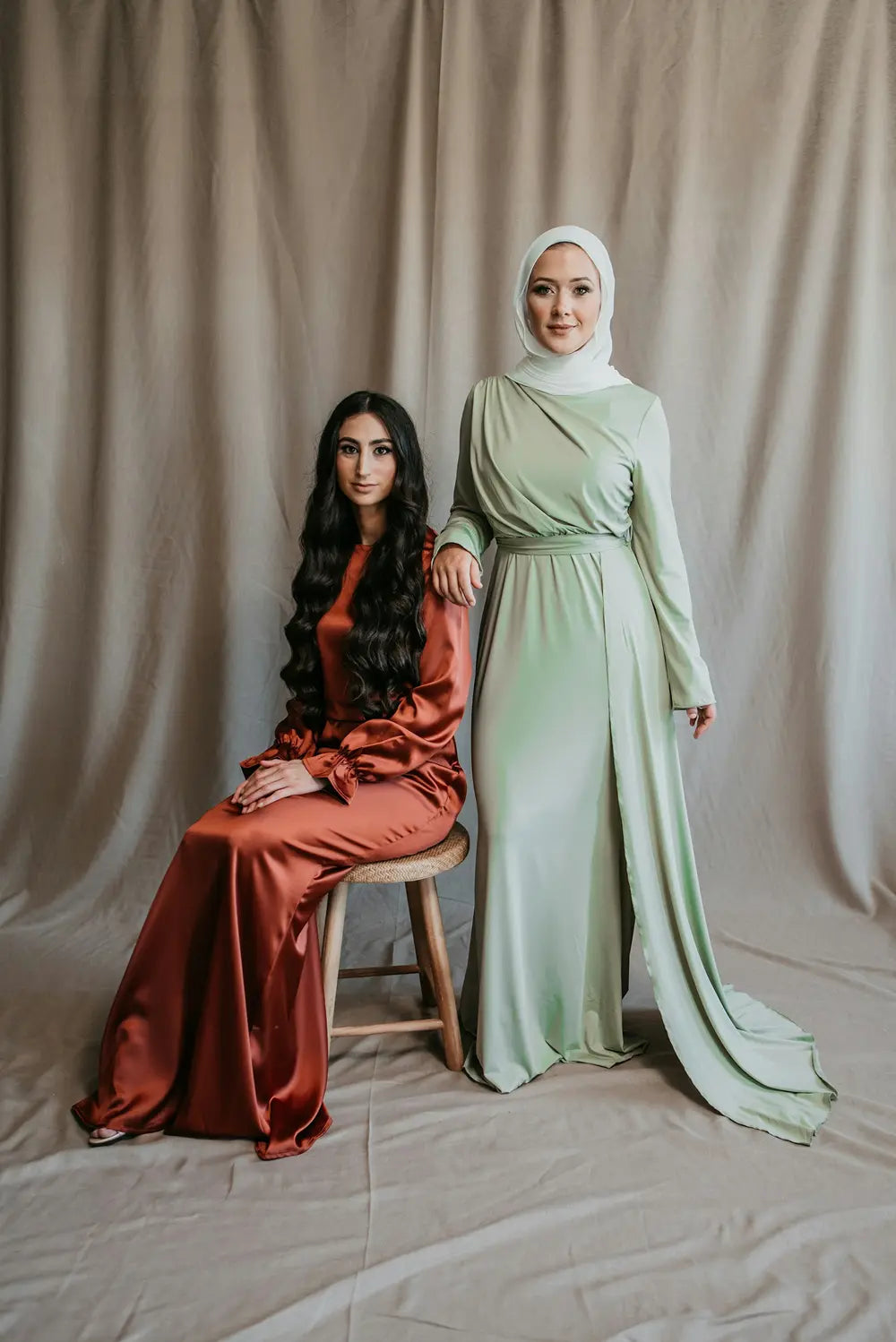 DRESSES