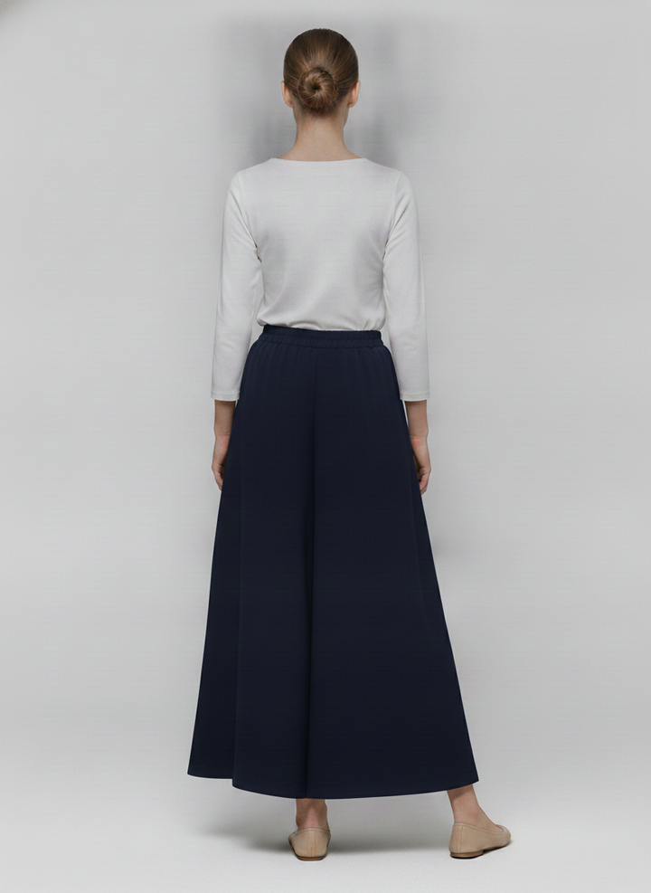 Greer | Flowy Wide-Leg Culottes — Navy (back)