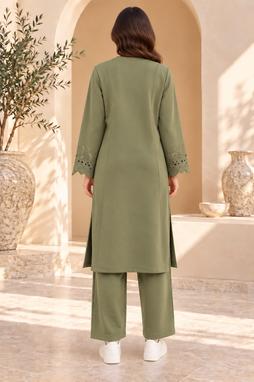 Briony | Solid Lace-Cuff Tunic