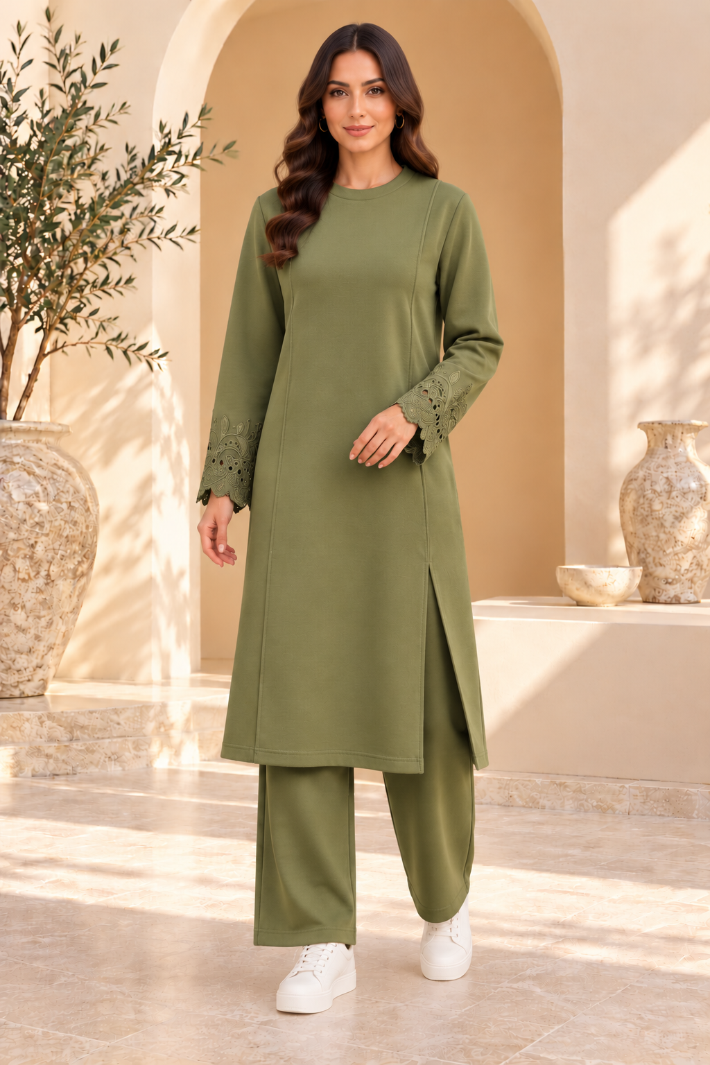 Briony | Solid Lace-Cuff Tunic