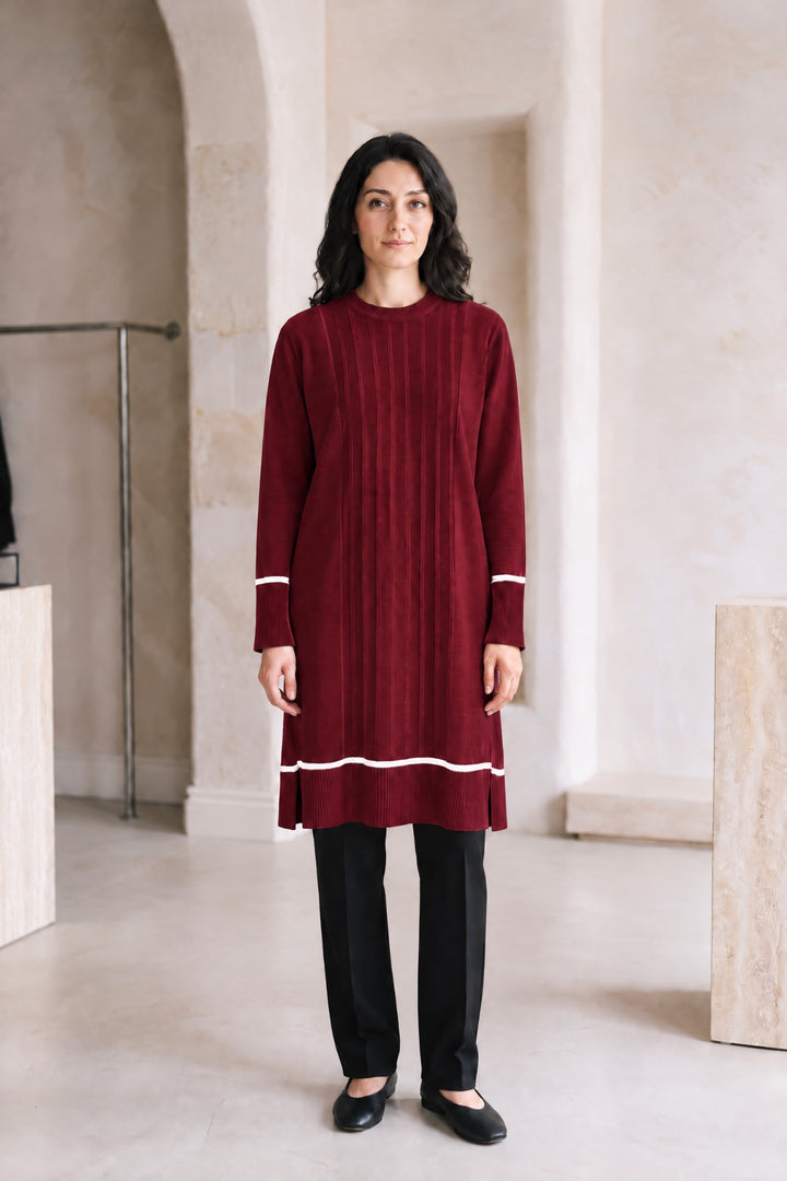 Fernanda | Ribbed Wave-Hem Tunic