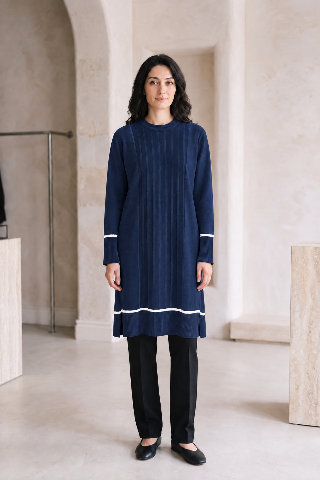 Fernanda | Ribbed Wave-Hem Tunic