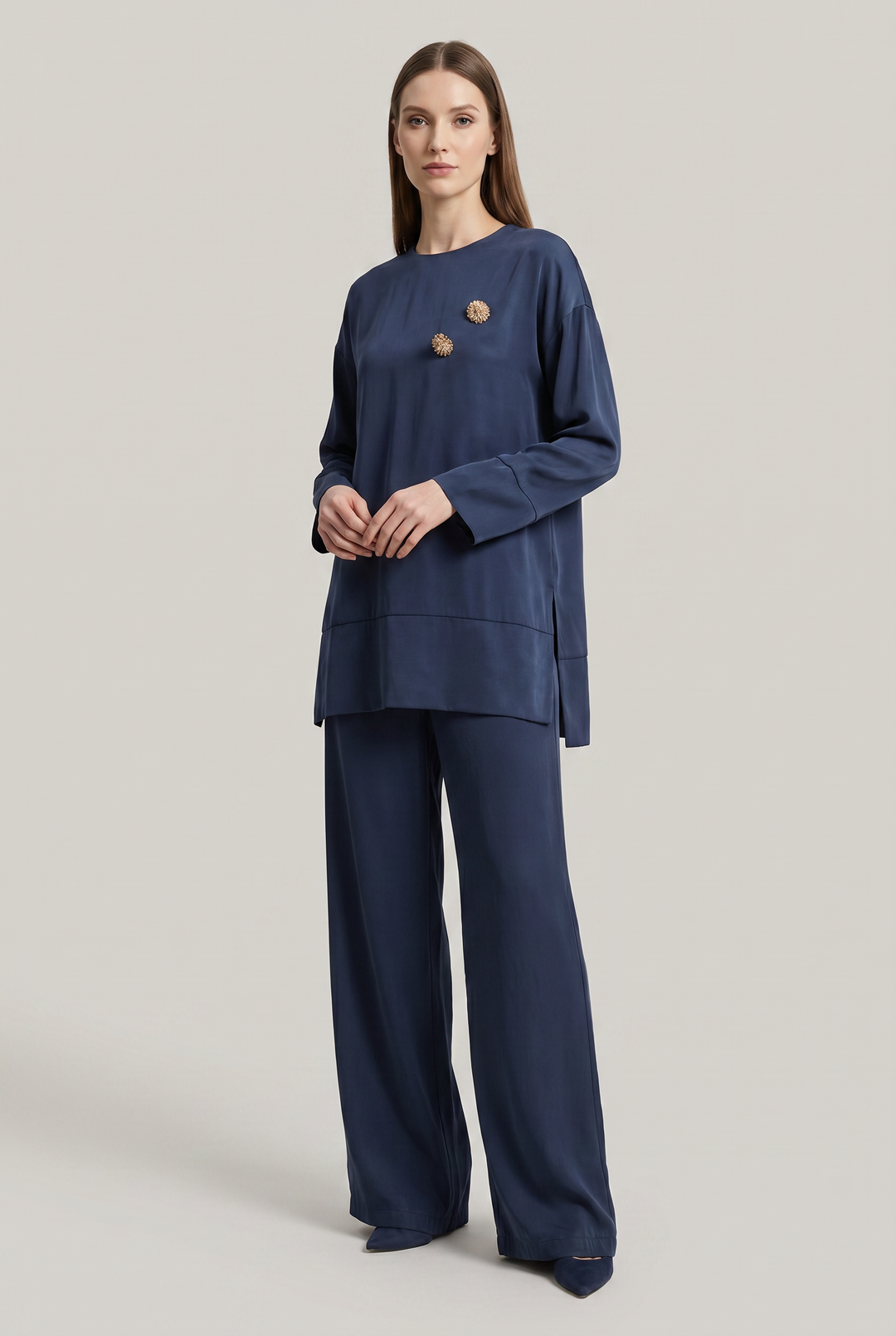 Delphine | Solid Jewel-Brooch Tunic and Trouser Set