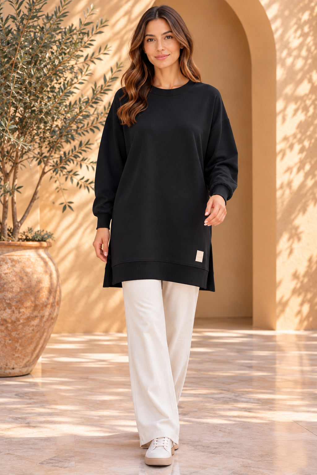 Blaze | Crew Neck Sweatshirt Tunic — Black (front)