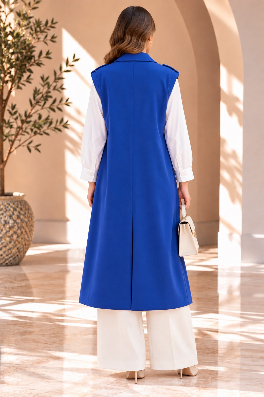 Solveig | Vest — Saks (back)