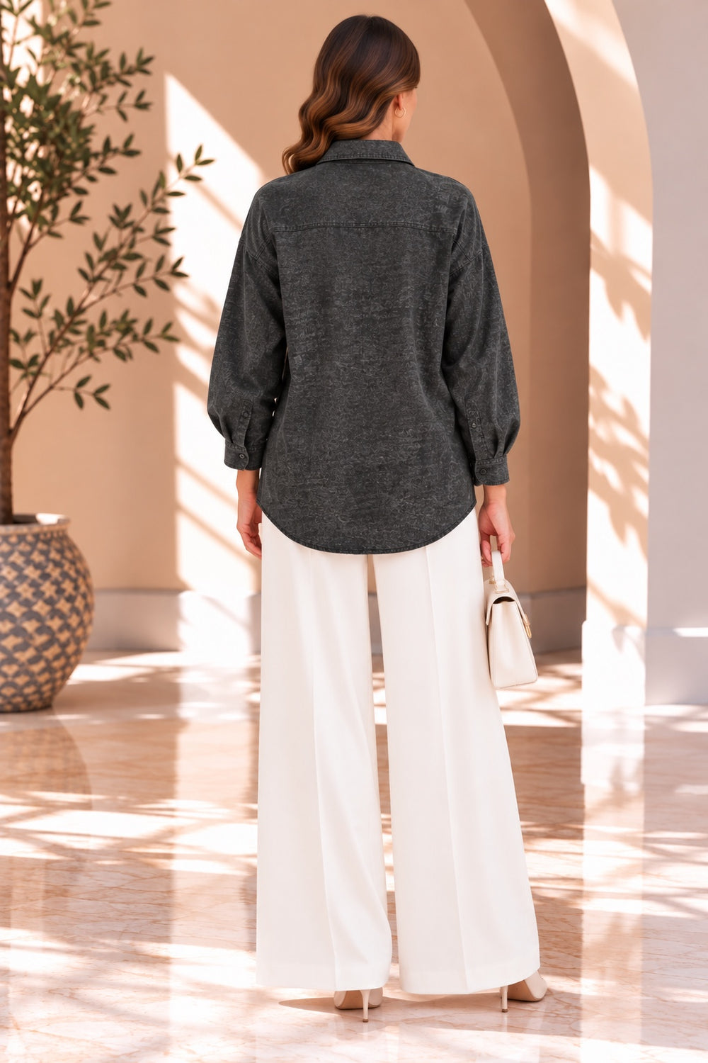 Vesta | Shirt — Black (back)